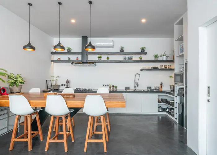 Apartment Loft Erika - Elegant 1-bdr Luxury Loft In Great Location ! Canggu (Bali)