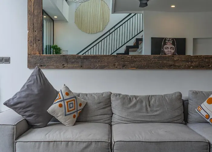 アパート Loft Erika - Elegant 1-bdr Luxury Loft In Great Location ! チャングー